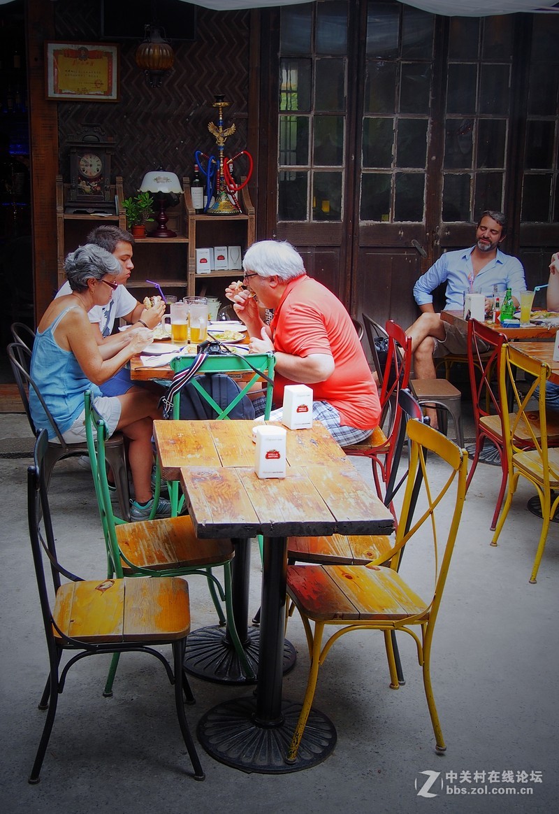 熙熙攘攘田子坊