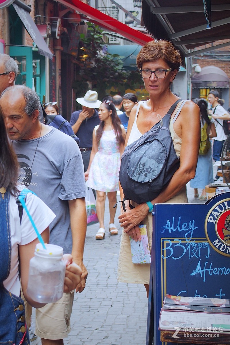 熙熙攘攘田子坊
