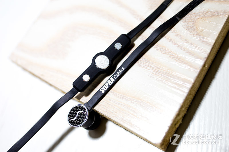 感受瑞典之声-Nitro入耳式耳塞评测