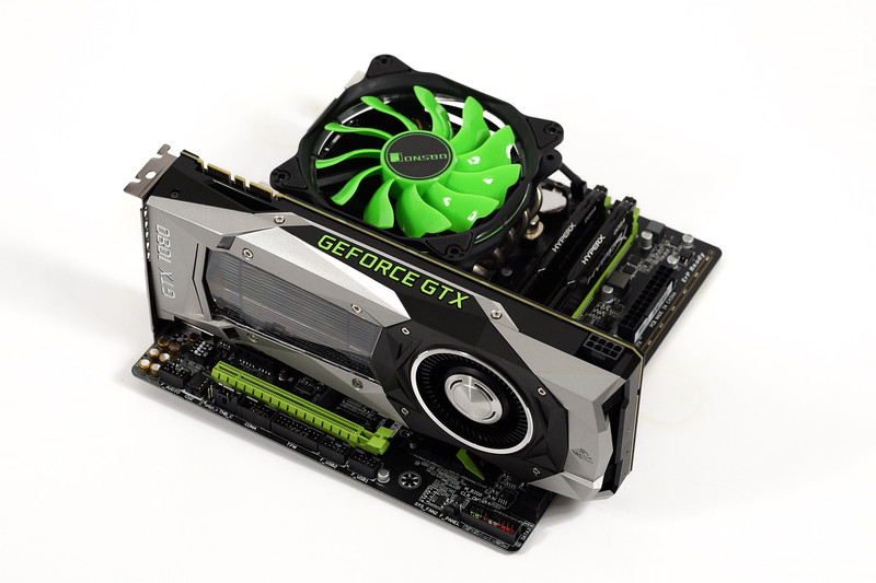 Nvidia GTX1080+乔思伯RM3+技嘉Sniper 绿色信仰装机
