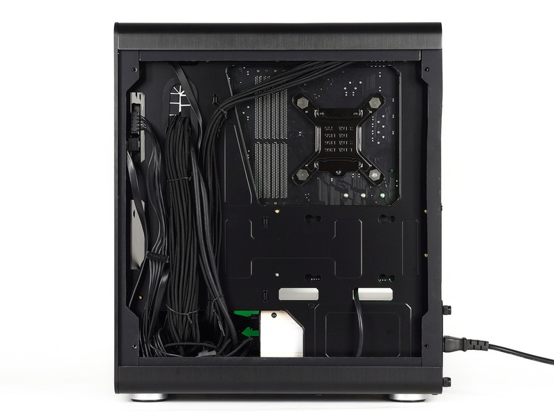 Nvidia GTX1080+乔思伯RM3+技嘉Sniper 绿色信仰装机