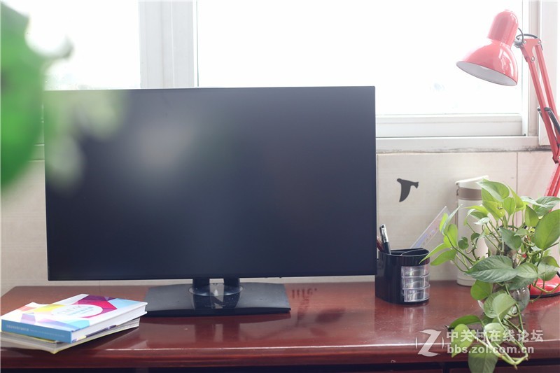 ＃优秀的设计师，需要一款优秀的显示器＃ 优派VP2768外观测评