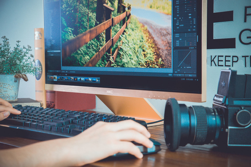 美女摄影师真情告白——HKC B5000摄影发烧友的真爱