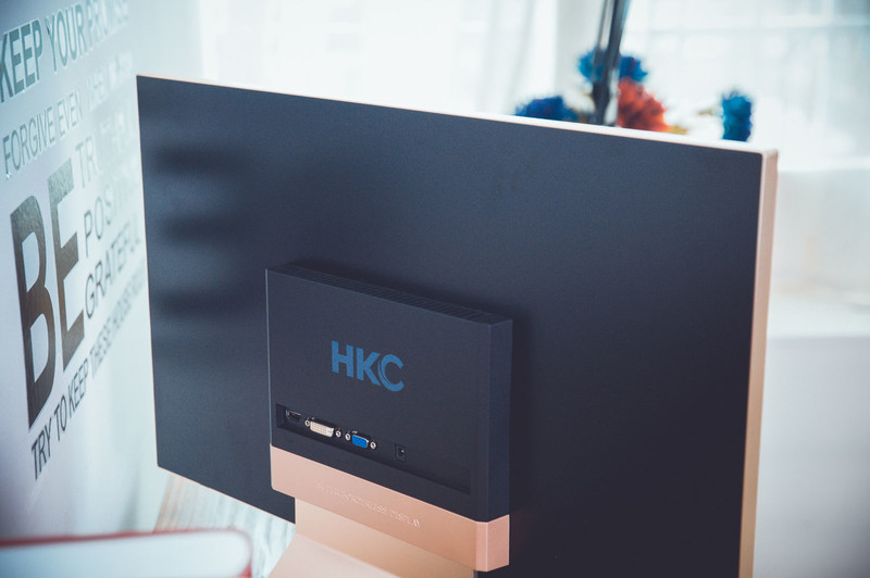 美女摄影师真情告白——HKC B5000摄影发烧友的真爱