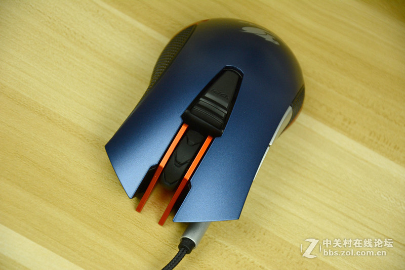 源自德国，成就非凡电竞鼠标——“骨伽550M”