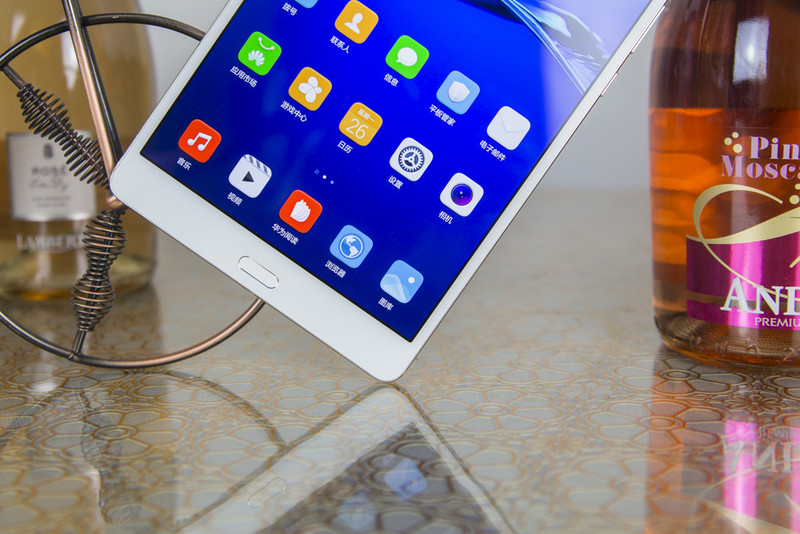 8.4吋华为平板 M3三大杀手锏，华为实力象征