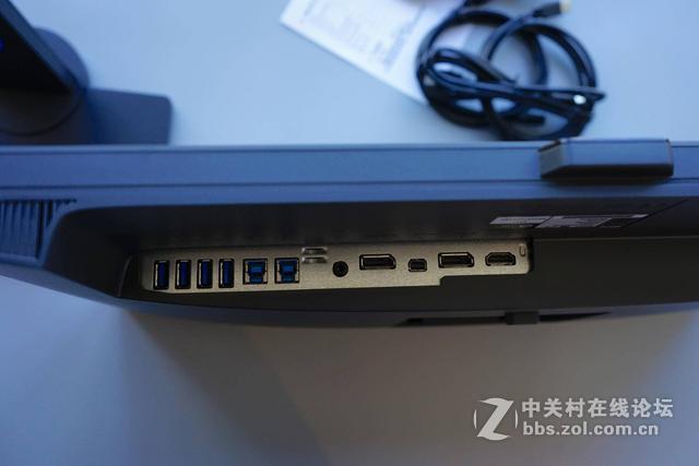 我也想省钱，可是眼睛他不允许啊，4K还护眼的高清显示器了解下