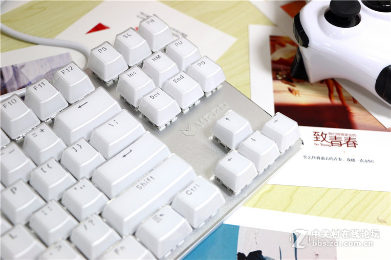 晶莹剔透的颜值，原是实力派—雷柏V500S冰晶版机械键盘评测
