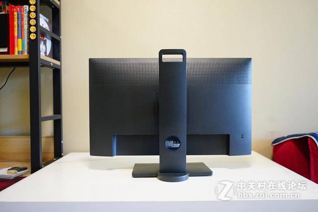 我也想省钱，可是眼睛他不允许啊，4K还护眼的高清显示器了解下