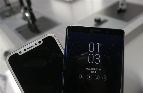 Galaxy Note 8 真机对比iPhone 8才2800元