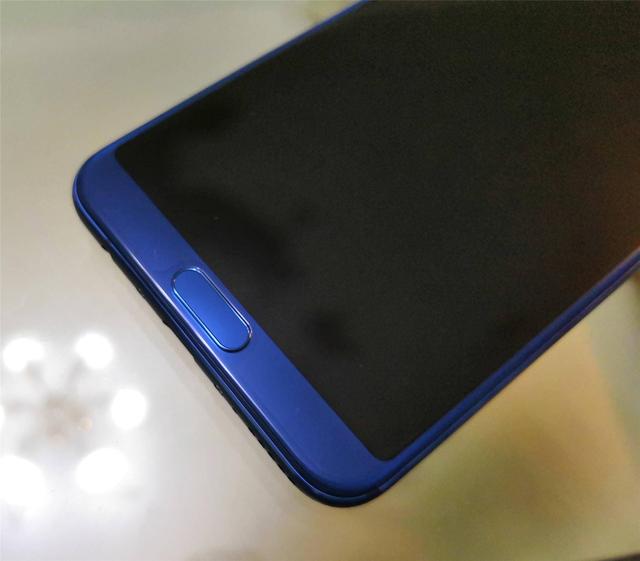 GPU Turbo加持的王荣耀V10开箱图赏