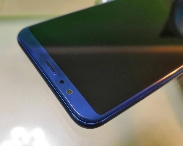 GPU Turbo加持的王荣耀V10开箱图赏