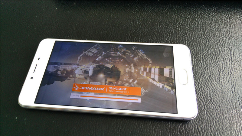 ＃想想还是小的好＃不忘跑分、感受体验——魅蓝3S试用