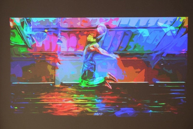 投影首家！内置“4D自动梯形校正”的新旗舰，神画F1全面测评