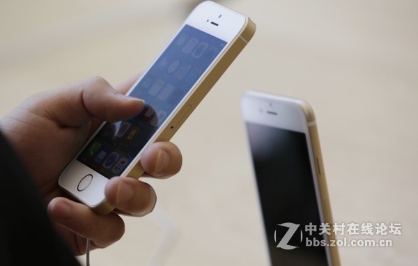 iPhone SE回归大降价！只有三天就全部销售一空