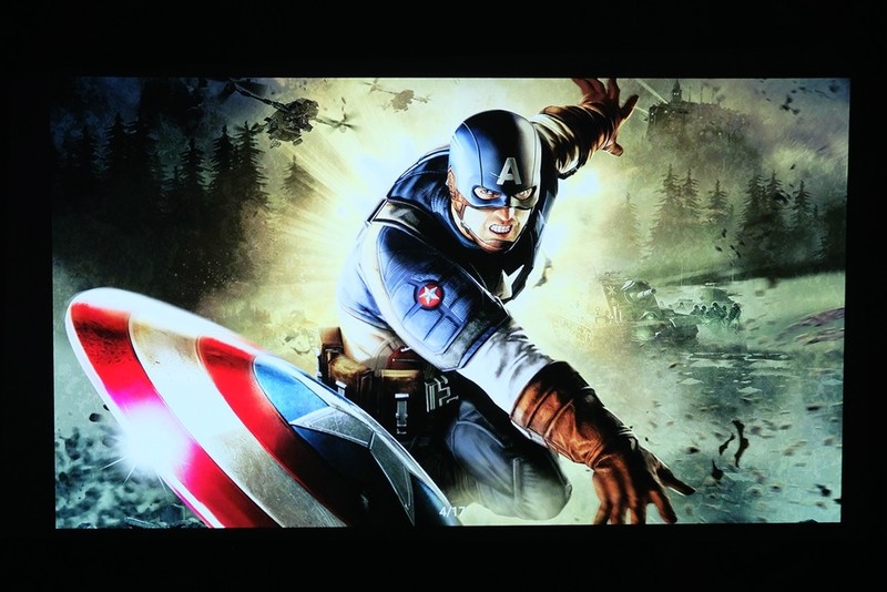 投影首家！内置“4D自动梯形校正”的新旗舰，神画F1全面测评