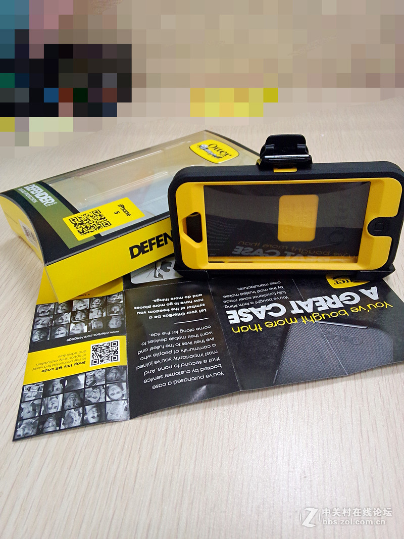 全新苹果5/5s 手机otterbox保护套，还可以当手机支架哟！