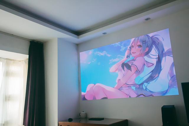 当贝F1投影仪震撼上市！软件公司跨界硬件设备能成么？