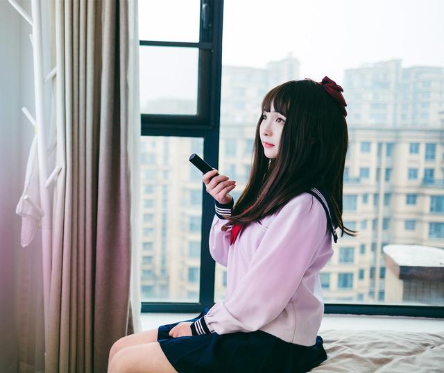 当贝F1投影仪震撼上市！软件公司跨界硬件设备能成么？