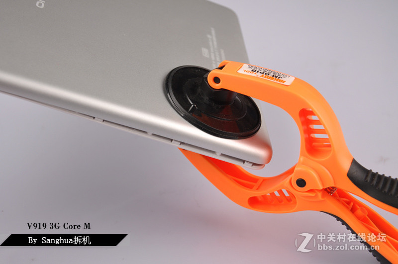 昂达V919 3G Core M / V919 3G AIR  对比拆机！ by sanghua