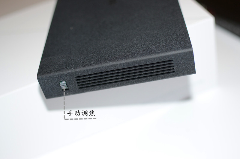 对比传统电视机，极米芒果小觅无屏电视体验