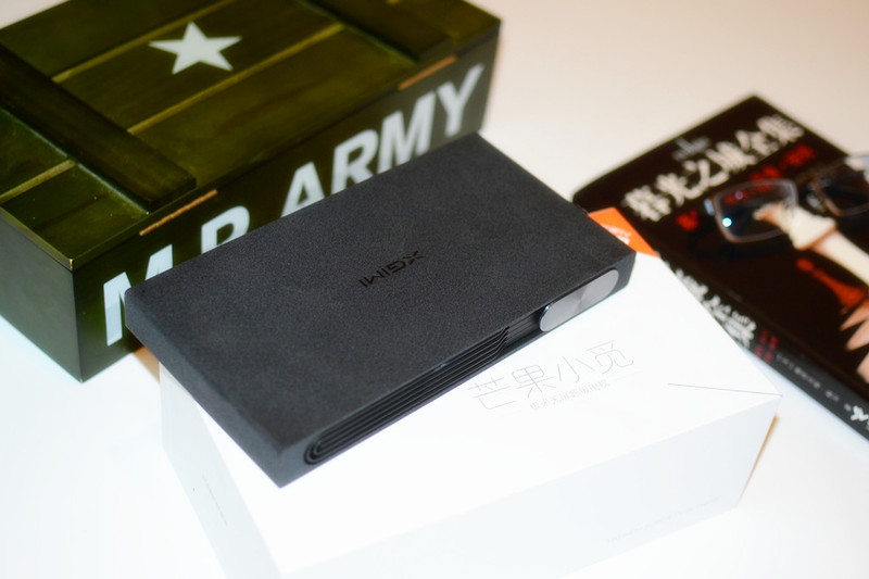 对比传统电视机，极米芒果小觅无屏电视体验