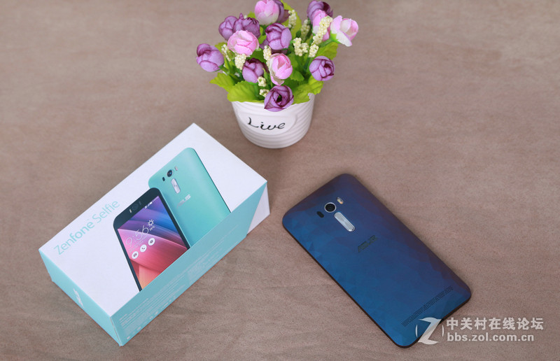 #华硕新品Zenfone Selfie神拍机#开箱来了，真机图赏