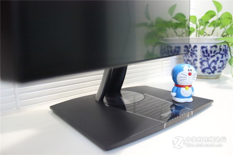 ＃优秀的设计师，需要一款优秀的显示器＃能看到的只有专业——优派VP2768开箱