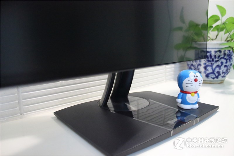 ＃优秀的设计师，需要一款优秀的显示器＃能看到的只有专业——优派VP2768开箱
