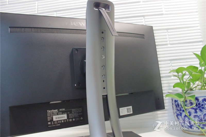 ＃优秀的设计师，需要一款优秀的显示器＃能看到的只有专业——优派VP2768开箱