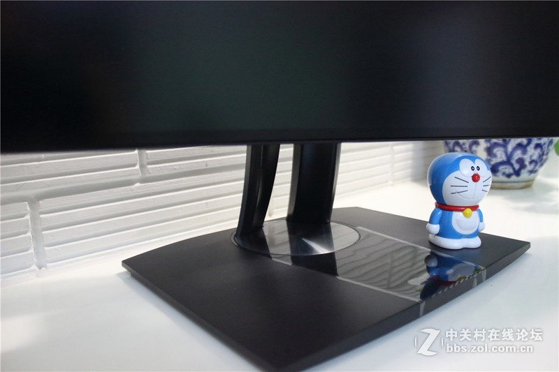 ＃优秀的设计师，需要一款优秀的显示器＃能看到的只有专业——优派VP2768开箱