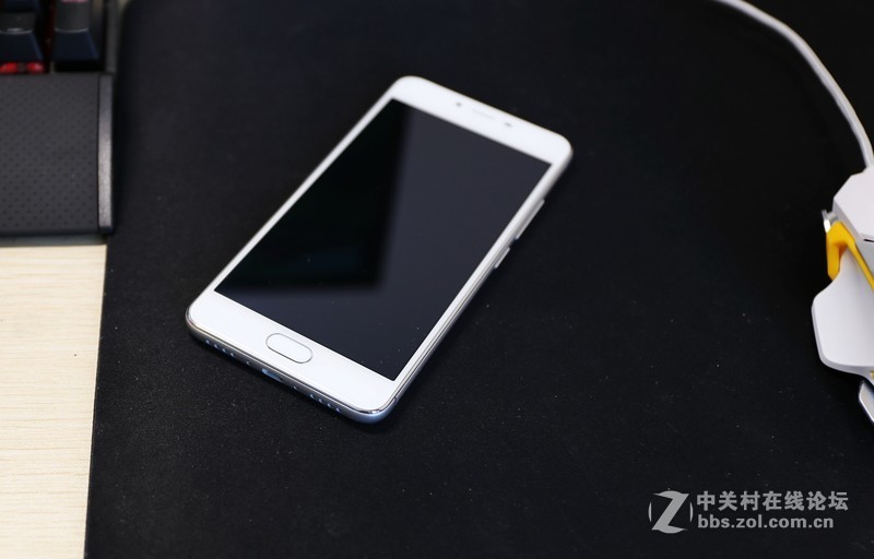 ＃想想还是小的好＃小身段，大威力——魅蓝3S图赏[原创]