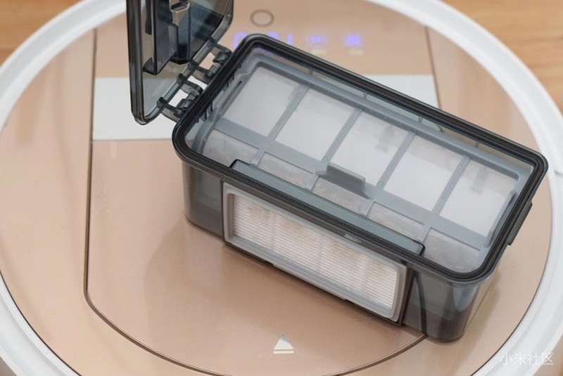 三种定位方式的扫地机器人 比一比谁的实力更强