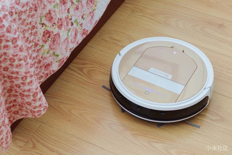 三种定位方式的扫地机器人 比一比谁的实力更强