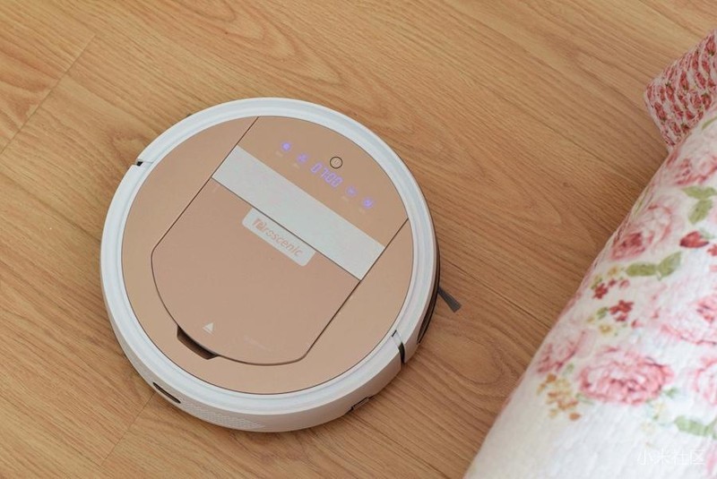 三种定位方式的扫地机器人 比一比谁的实力更强