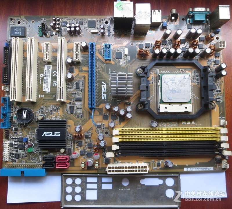 有问题的华硕M3A主板，送亮机CPU
