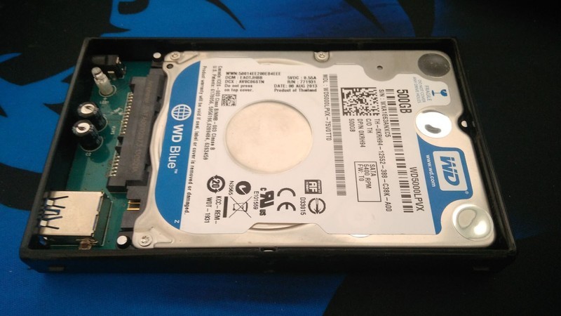 换下的机械硬盘再利用，笔记本硬盘装进硬盘盒里的对比测试
