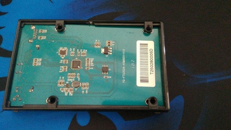 换下的机械硬盘再利用，笔记本硬盘装进硬盘盒里的对比测试