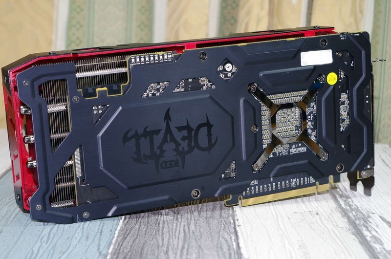 显卡驱动程序升级完，游戏也变得流畅许多