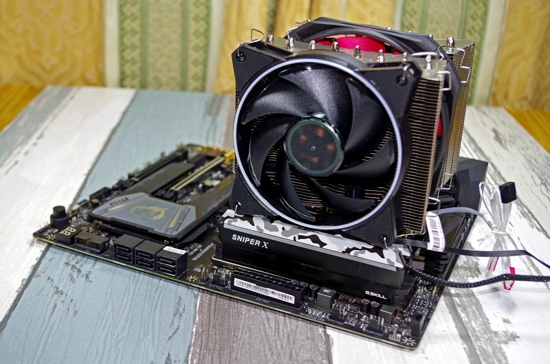 显卡驱动程序升级完，游戏也变得流畅许多