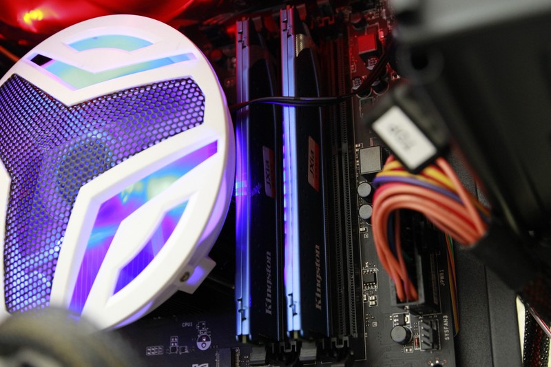 【机甲护体】悍将变形金刚3+至尊版雪装霸气攒机来袭