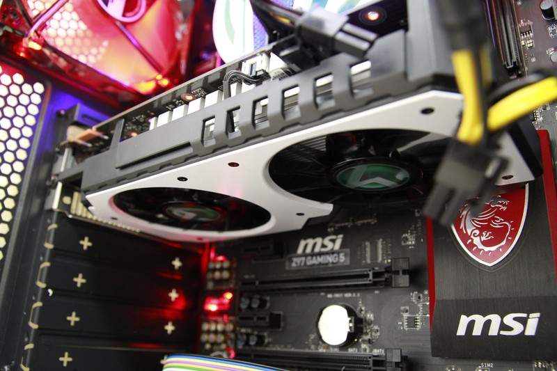 【机甲护体】悍将变形金刚3+至尊版雪装霸气攒机来袭