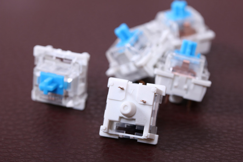 过了一把换轴瘾，狼派虚空战舰 CIY 版机械键盘上手玩！