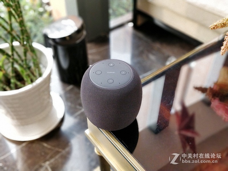 华为AI音箱，开启多彩智能的家居生活！