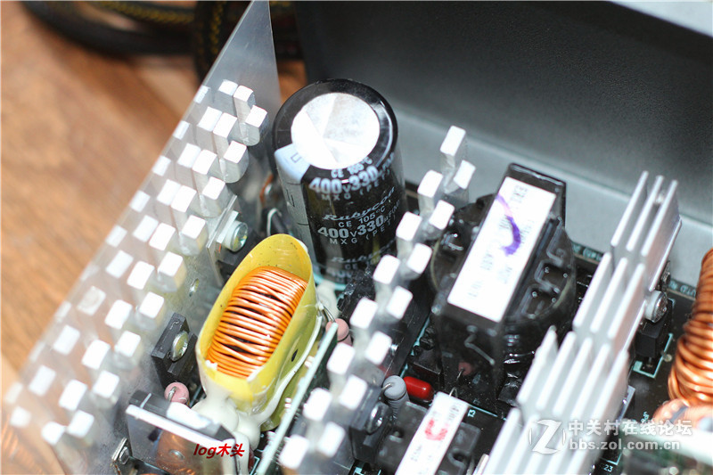 #游戏悍将霸道6 R550镀金非模组试用#奢华做工--拆解篇