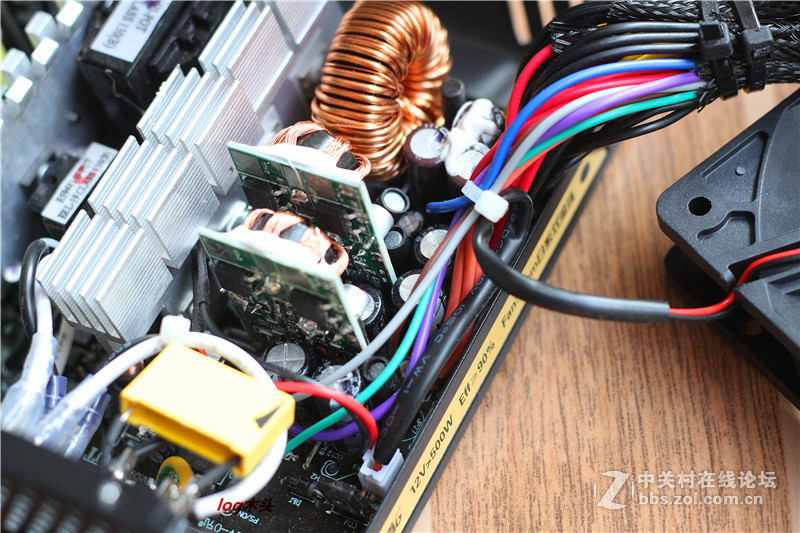 #游戏悍将霸道6 R550镀金非模组试用#奢华做工--拆解篇