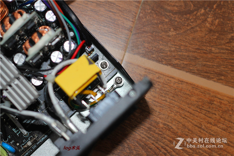 #游戏悍将霸道6 R550镀金非模组试用#奢华做工--拆解篇