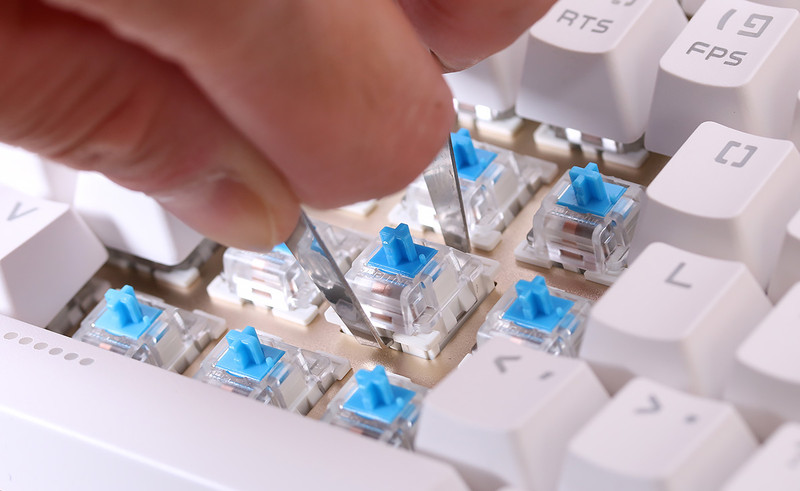 过了一把换轴瘾，狼派虚空战舰 CIY 版机械键盘上手玩！