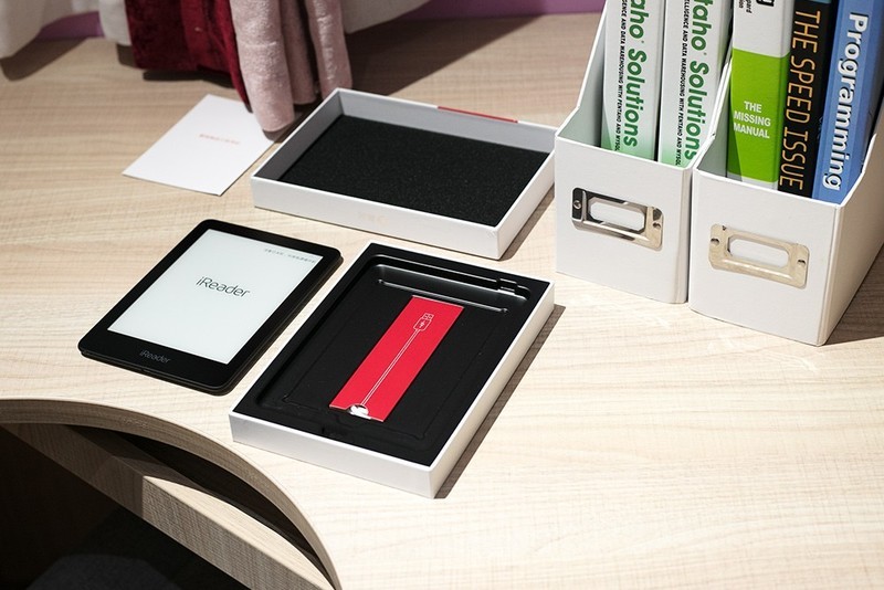 让体验再度升级，纯平屏幕的iReader Ocean