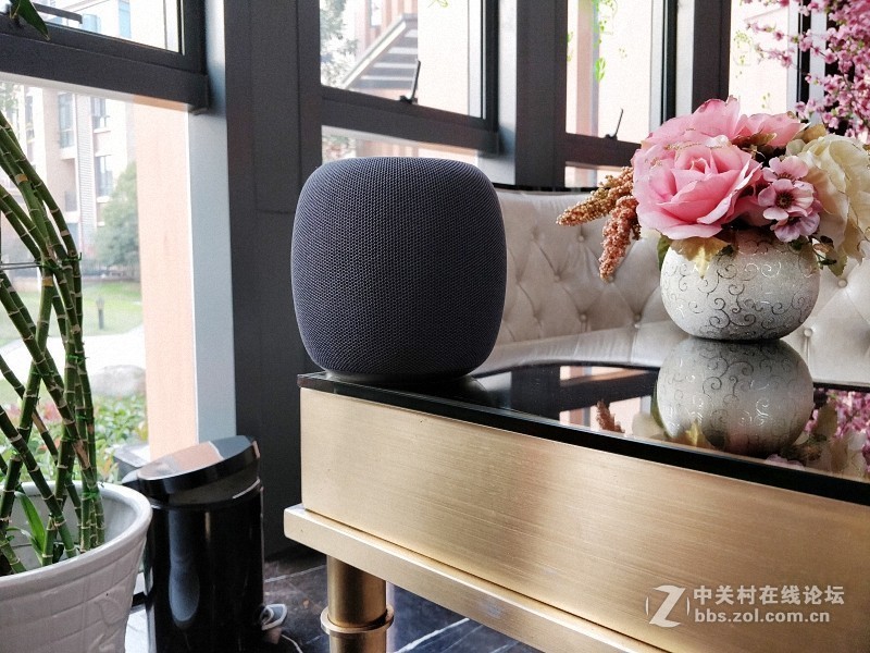 华为AI音箱，开启多彩智能的家居生活！